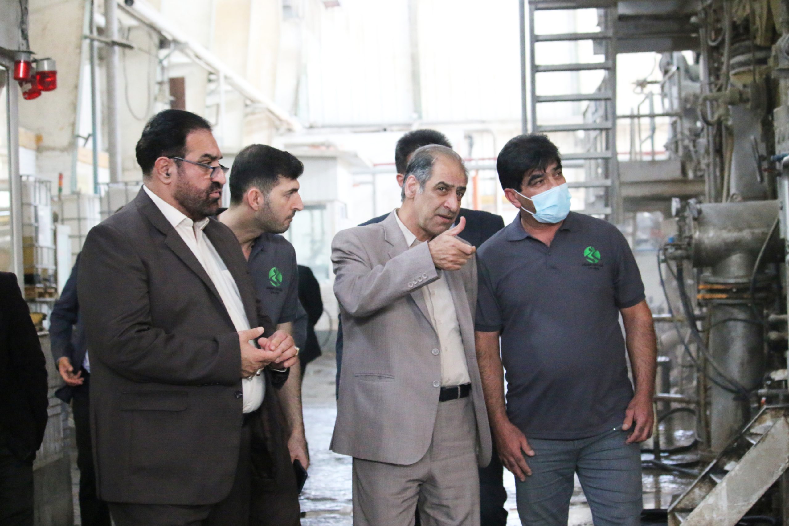 بازدید مدیرعامل گروه صنعت سلولزی تامین گستر نوین (تاسیکو) از حریر خوزستان