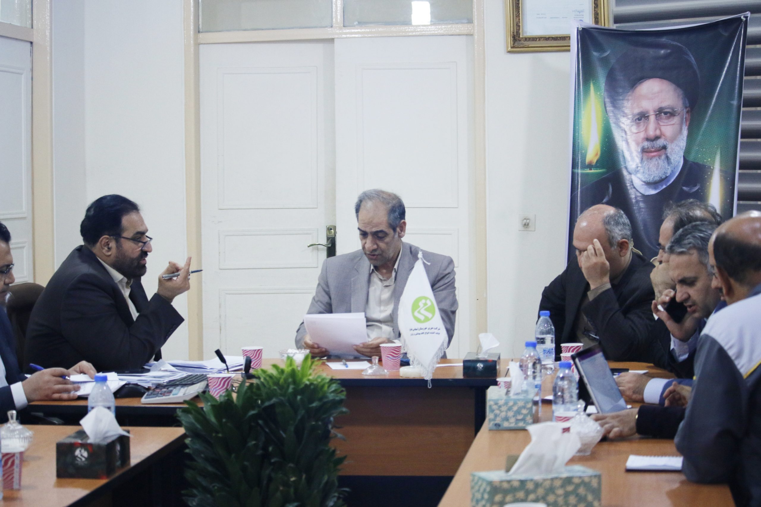 باحضور مدیرعامل گروه صنعت سلولزی تامین گستر نوین: برگزاری نشست هیئت مدیره شرکت حریر خوزستان